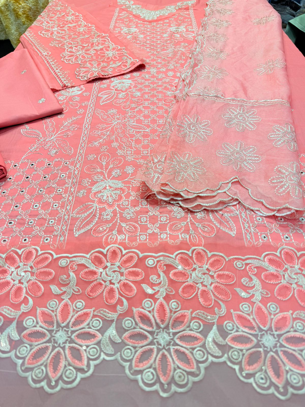 NOOR KHAAS LAWN 3pc Summer Collection