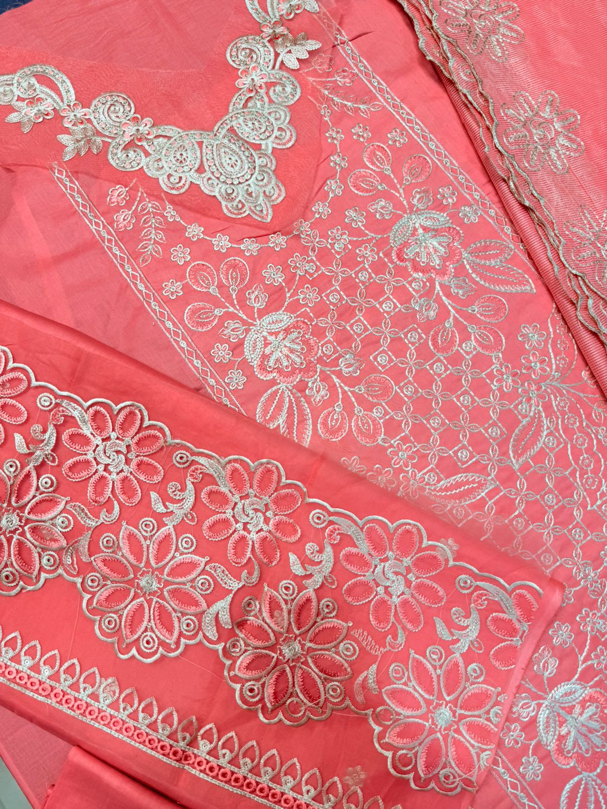 NOOR KHAAS LAWN 3pc Summer Collection