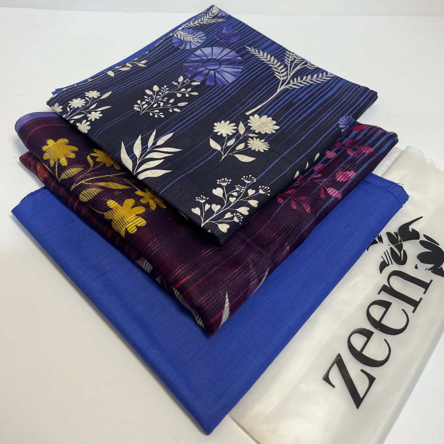 Zeen Printed Lawn Unstitched 3Piece D-60