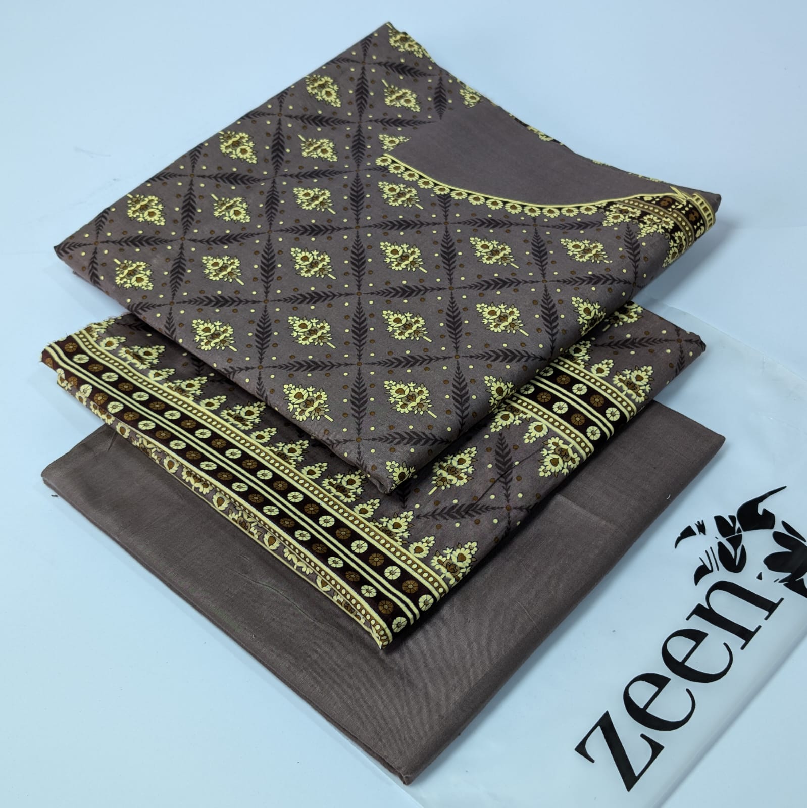 Zeen Printed Lawn Unstitched 3Piece D-21