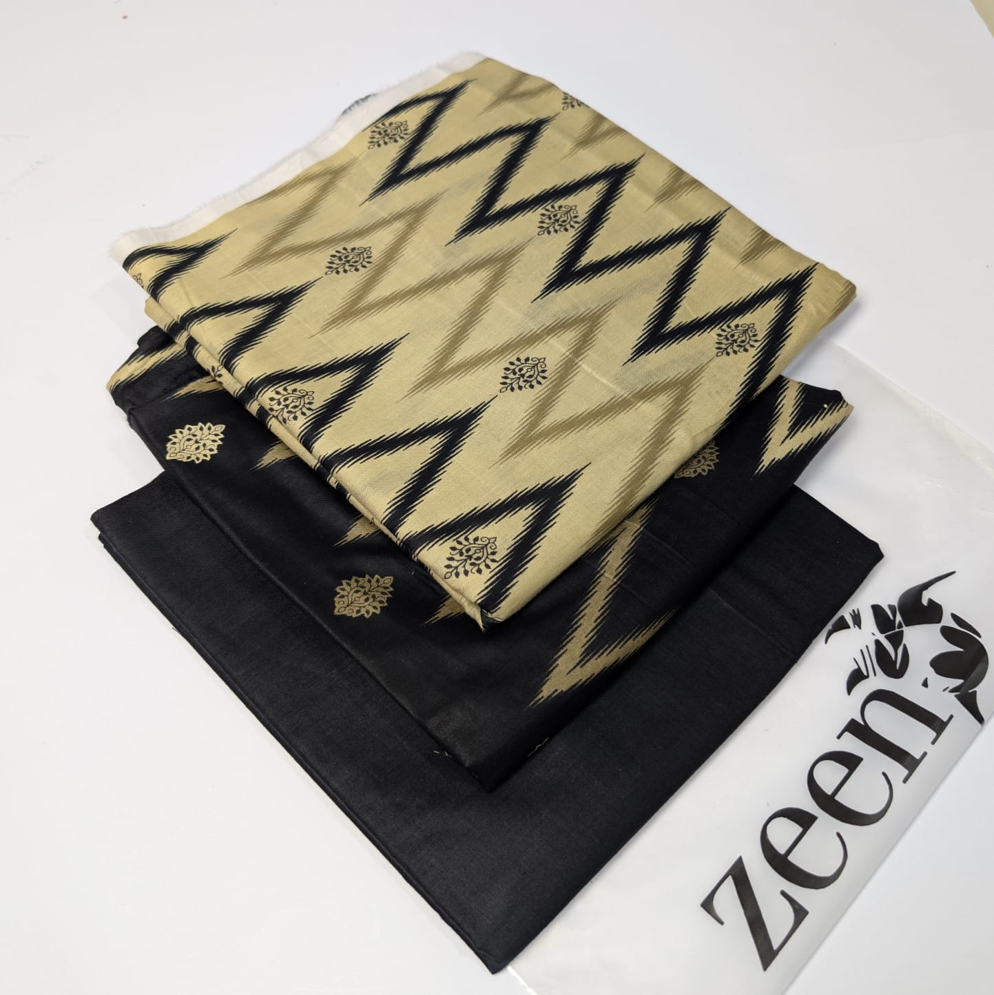 Zeen Printed Lawn Unstitched 3Piece D-51