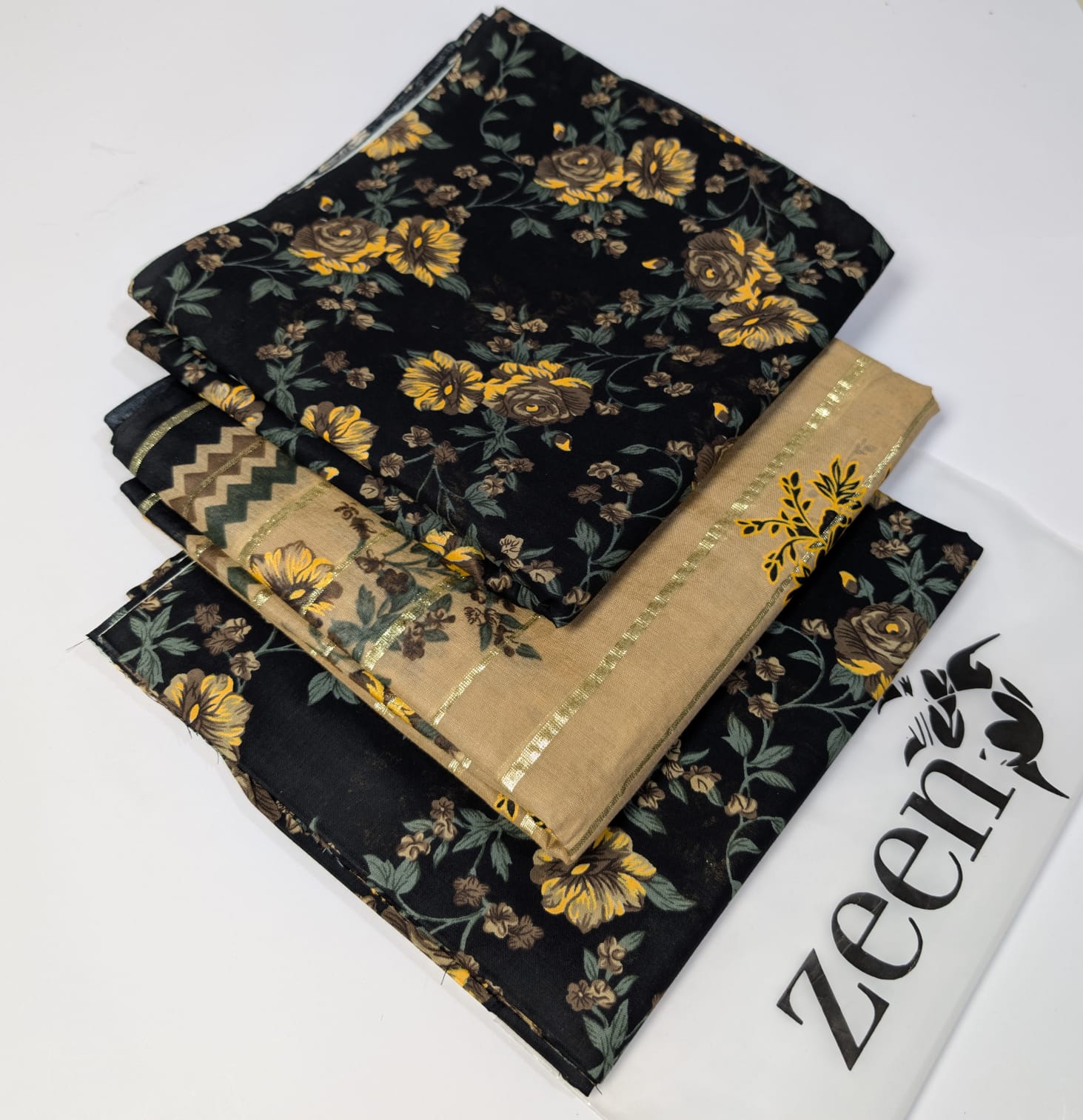 Zeen Printed Lawn Unstitched 3Piece D-85