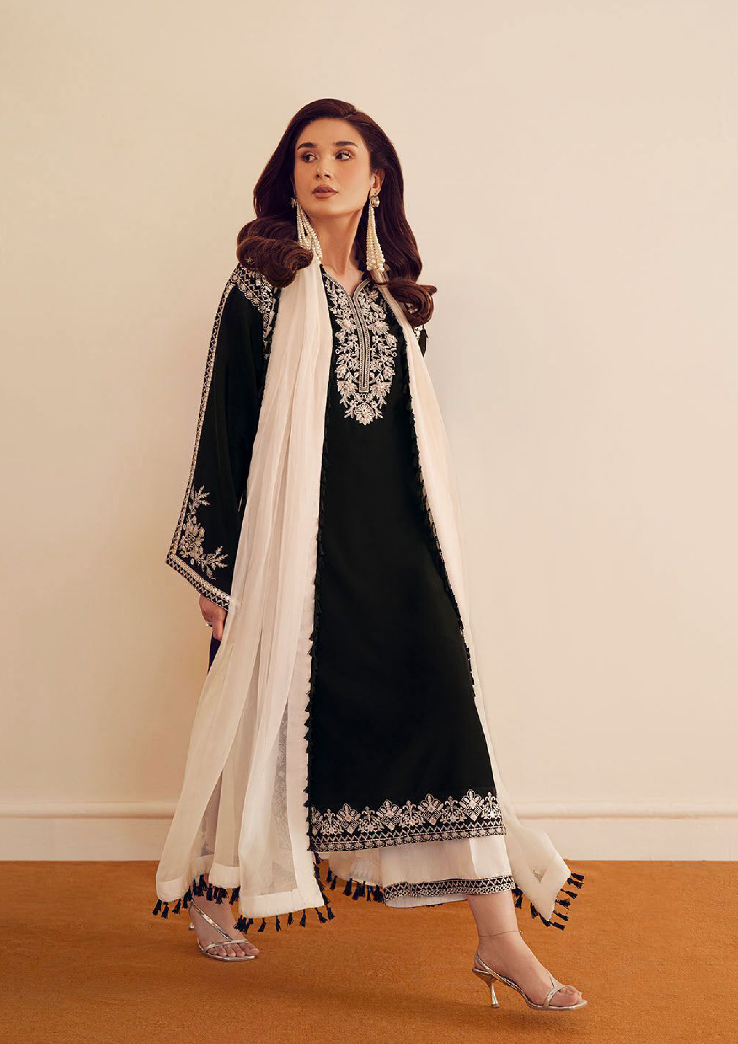 Vany 3PCS UNSTITCHED SUIT